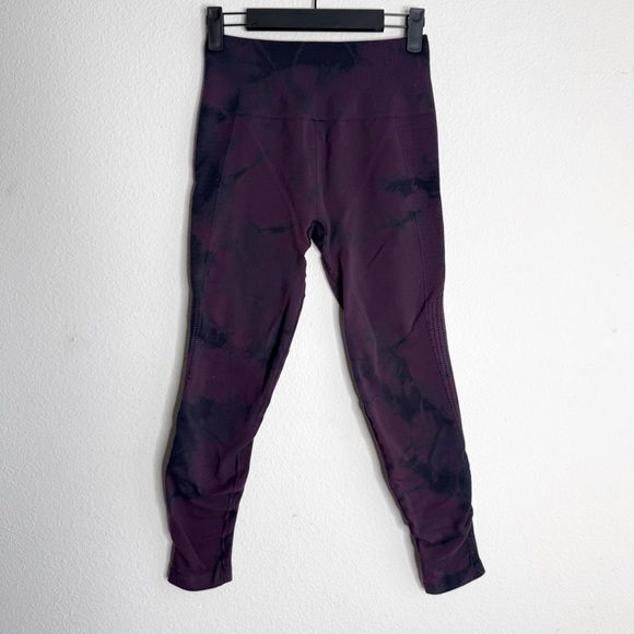 Lululemon ebb & flow purple black ruched ankle crop yoga leggings size 8 - Picture 2 of 5